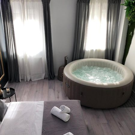 Apartment Zagreb Jacuzzi Exterior photo